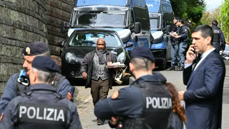 Roma'da Nükleer Müzakere: İran ve ABD İlişkilerinde Yeni Bir Dönem Mi Başlıyor?