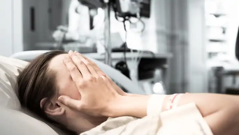 Doktorlar Yanlış Teşhis Koydu: 32 Yaşındaki Kadının Hayatı Tehlikede