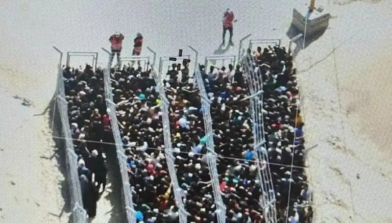 Gazze'deki Olaylar: Nazi Kamplarını Anımsatan Şok Edici Görüntüler