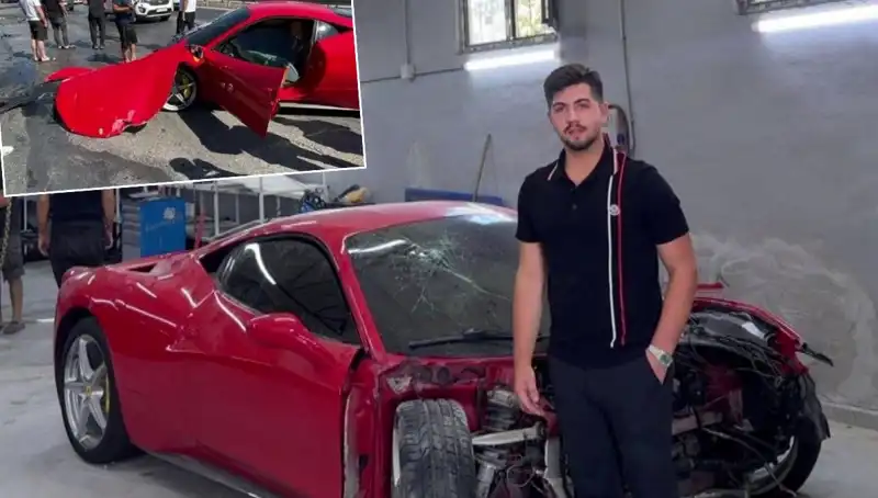 Hurdaya Dönüşen 15 Milyonluk Ferrari'nin Sahibi Duygulandı