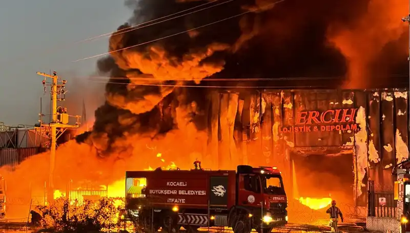 Kocaeli'de Lojistik Deposunda Çıkan Yangın Nedenleri ve Sonuçları