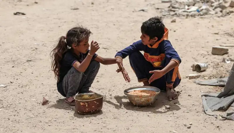 Gazze'de Acı Gerçek: Dört Yaşındaki Çocuk Açlık Nedeniyle Hayatını Kaybetti