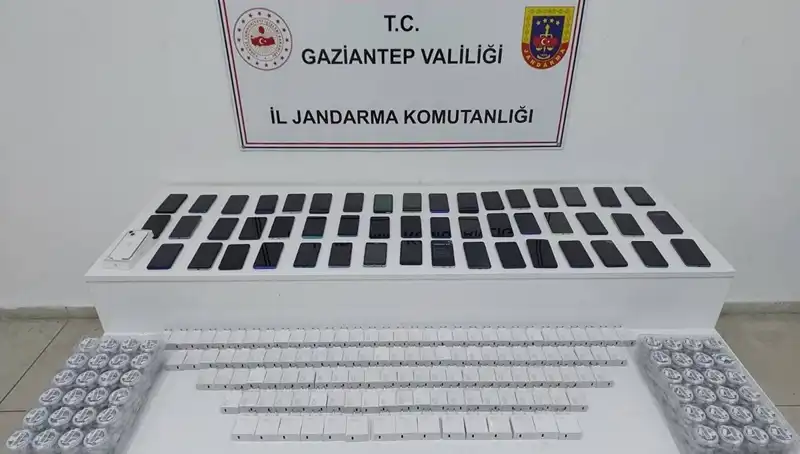 Gaziantep'te 1,3 Milyon TL'lik Kaçak Telefon Operasyonu Gerçekleşti