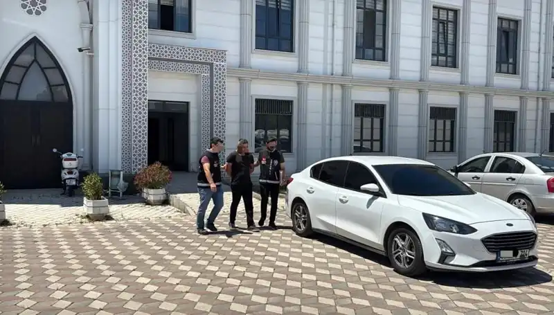 Kocaeli'de Kan Donduran Cinayet: Katil Zanlısı Hızla Tutuklandı
