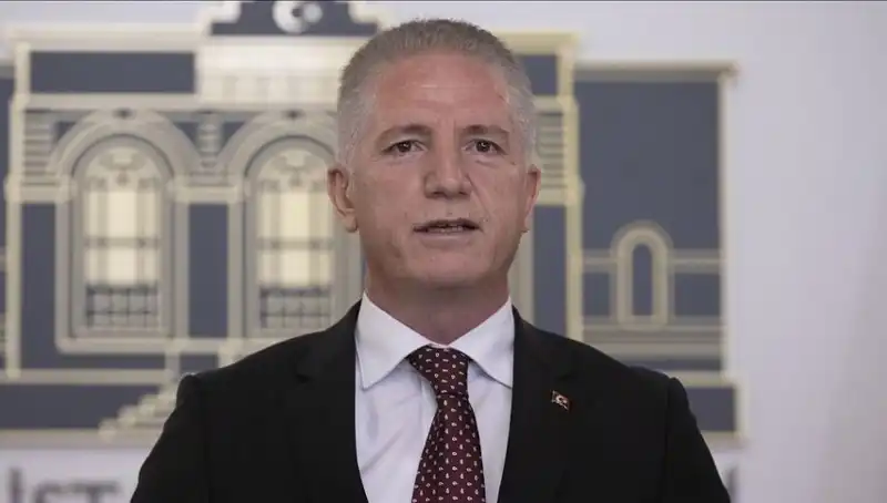 Vali Gül'den Dolandırıcılığa Karşı Ciddi Uyarı: Bu Sahnelere Dikkat!
