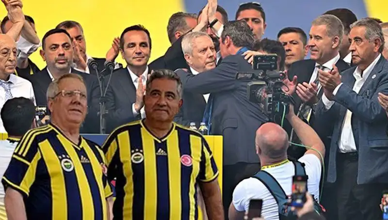 Mahmut Uslu'dan Şok İstifa Çağrısı: Ali Koç Aday Olmalı mı?
