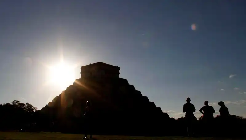 Maya Medeniyetine Ait 1700 Yıllık Gizemli Sunak Keşfedildi