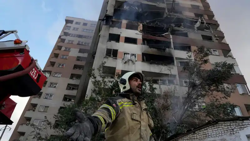 İran'dan Gelen İlk Görüntüler: İsrail Saldırıları Sonrası Zorlu Günler