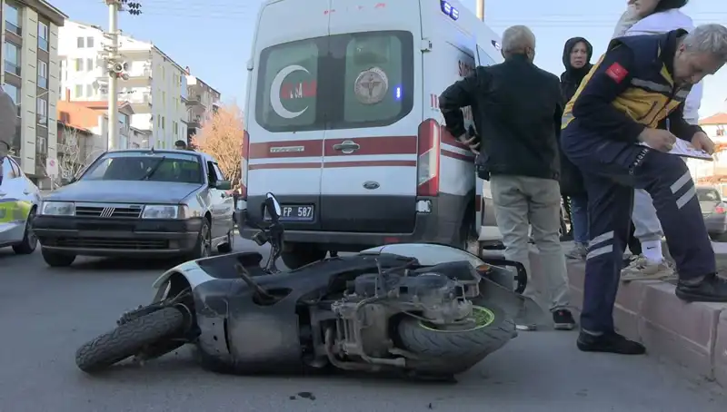 Tavşanlı’da Yürekleri Ağza Getiren Trafik Kazası: 2 Yaralı