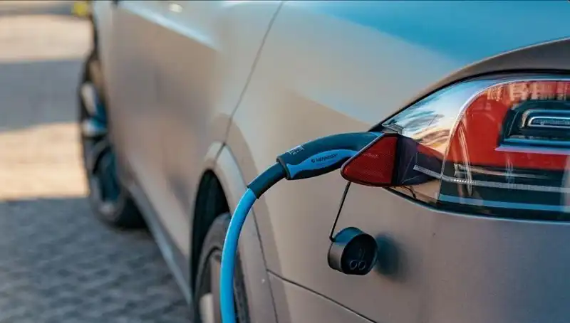 Elektrikli Araç Alım Trendleri Düşüşte: Sebepleri ve Etkileri