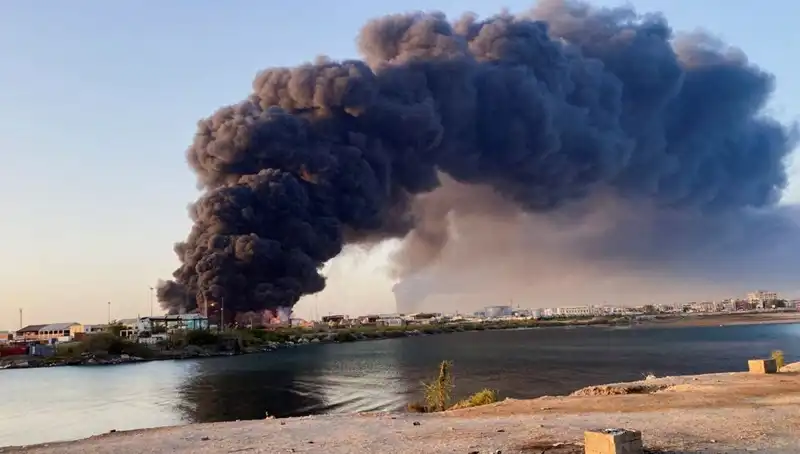 Port Sudan'da Patlamalar: Havalimanı ve Ordu Üssüne Dikkat Çeken Saldırılar