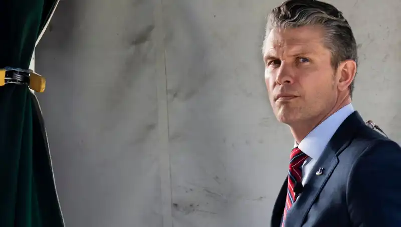 Eski Danışmandan Şok Açıklamalar: "İki Pete'in Hikayesi" ile Paranoya ve Takıntılar