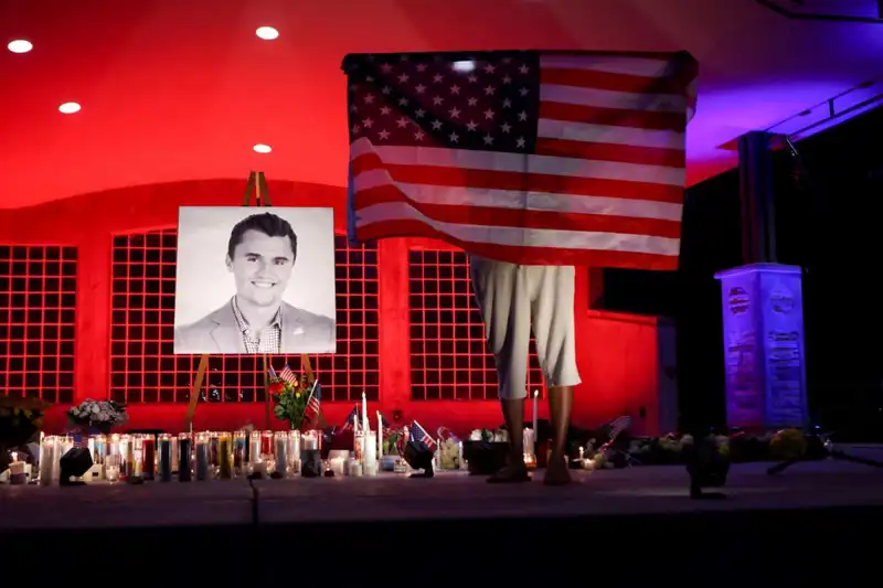 Charlie Kirk Suikastı: Cinayet Silahında Bulunan Gizemli Mesajlar