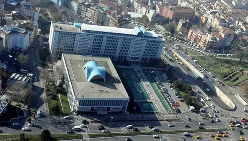 İBB Başkanlığı'na Vekalet Edecek İsim Açıklandı: Yeni Dönem Başlıyor