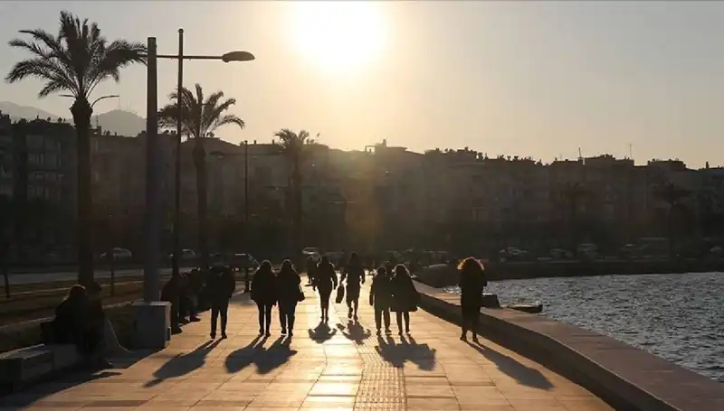 Haftasonu Hava Durumu: Sıcaklıklar Yükseliyor, Aniden Değişen Hava Bekleniyor!