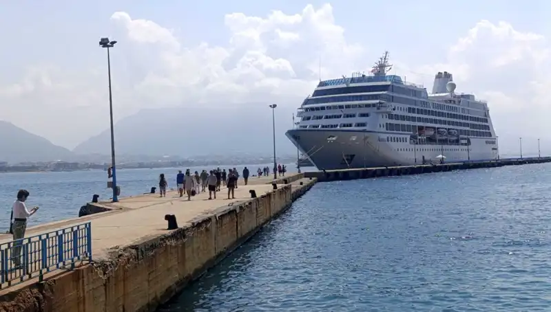 Alanya’ya Gelen ABD’li Turistlerin Kruvaziyer Serüveni