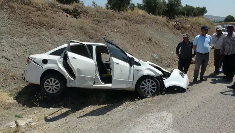 Kilis’te Feci Kaza: Araçlar Çarpıştı, Yaralılar Hastaneye Sevk Edildi