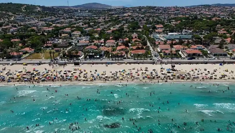 Çeşme'de Su Krizi: Kesinti Süresi ve Etkileri Merak Ediliyor