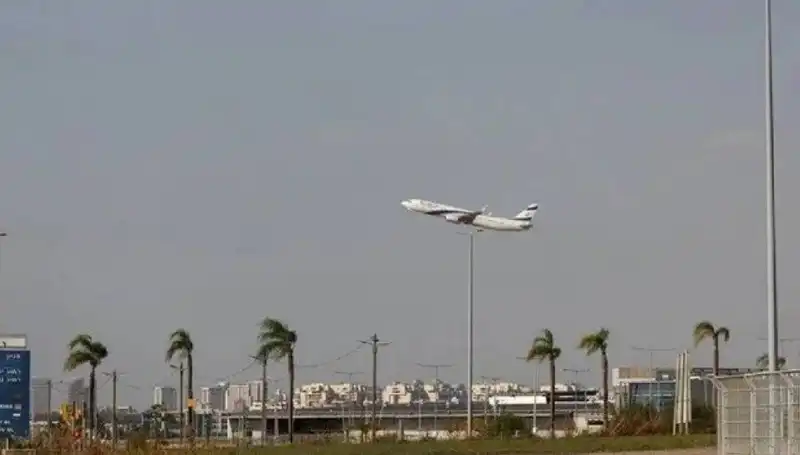 Yemenli Husiler, Ben Gurion Havalimanı Hedef Alarak Savaşın Sınırlarını Zorluyor